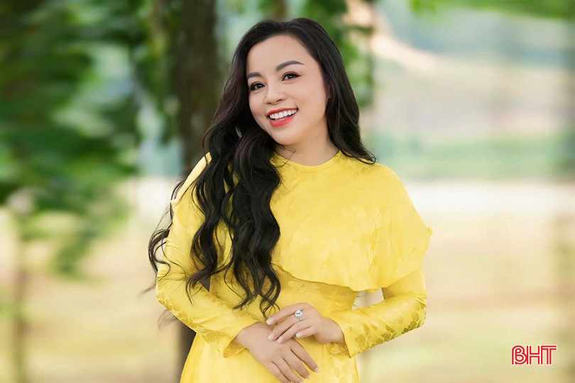 Nghệ sỹ Ưu tú Tố Nga. a6-100.jpg