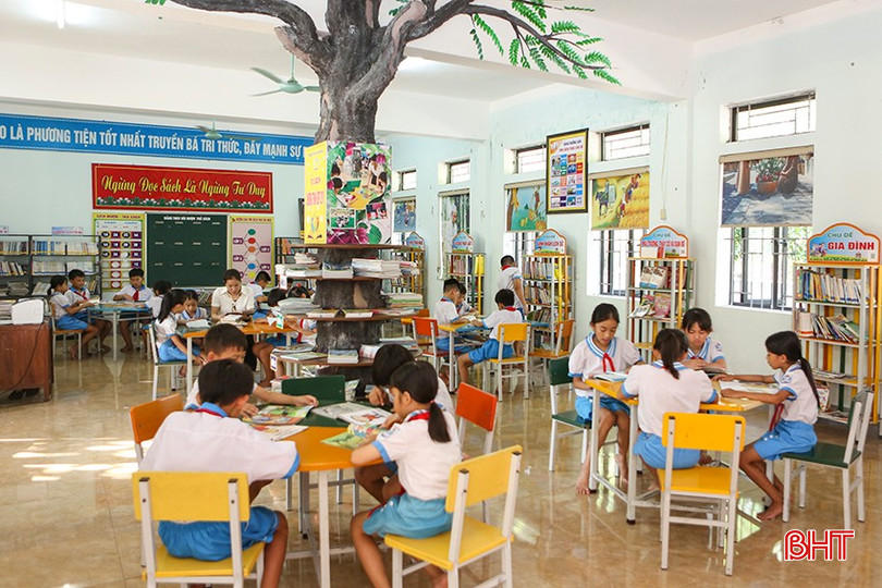 Một góc thư viện Trường Tiểu học Thạch Khê (Thạch Hà). a3-1942.jpg