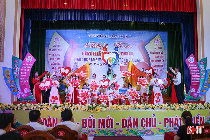 Lộc Hà là 1 trong 2 địa phương được vinh danh đơn vị tổ chức thành công hội thi ở cấp huyện. a2.jpg