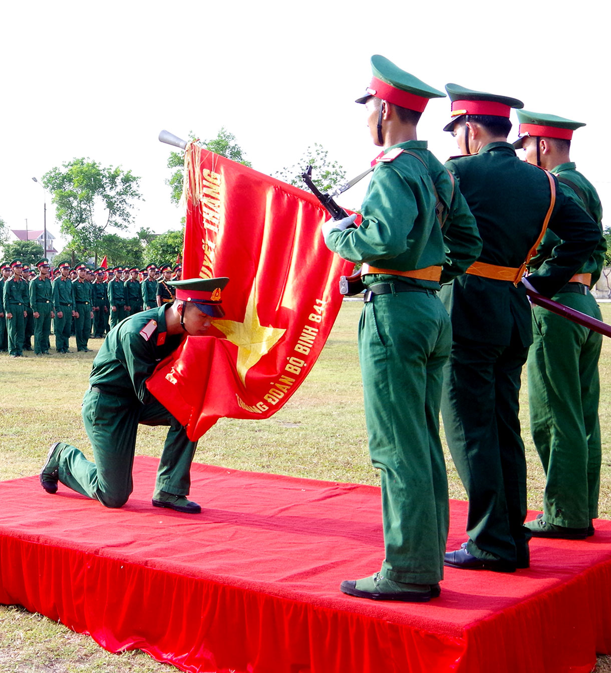 Đoàn kết, thống nhất, xây dựng lực lượng vũ trang Hà Tĩnh vững mạnh toàn diện ảnh 6 Đoàn kết, thống nhất, xây dựng lực lượng vũ trang Hà Tĩnh vững mạnh toàn diện