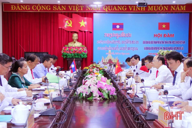 TP Hà Tĩnh – huyện Pạc Xăn tiếp tục đoàn kết, hợp tác, phát triển