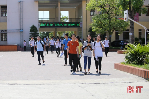 Hà Tĩnh công bố điểm thi vào lớp 10 THPT chuyên và không chuyên