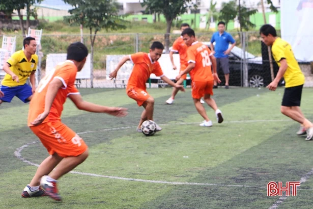 Sở TT&TT đăng quang Giải Bóng đá Cúp Hội Nhà báo Hà Tĩnh