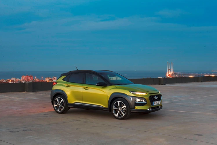 Hyundai Kona 2018 lắp ráp tại Việt Nam giá 690 triệu đồng