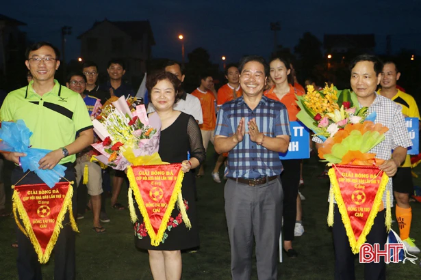 Sở TT&TT đăng quang Giải Bóng đá Cúp Hội Nhà báo Hà Tĩnh