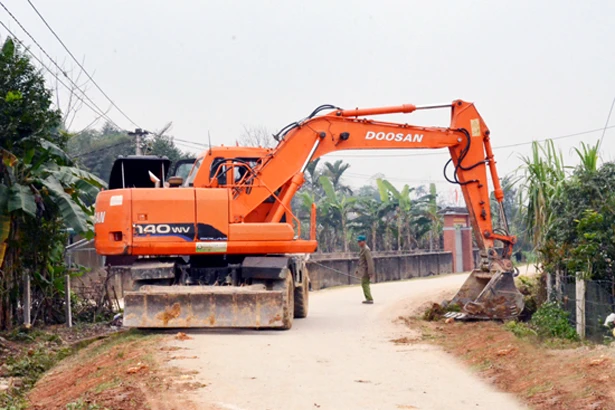 Nông dân Hương Khê đóng góp hơn 169 tỷ đồng xây dựng NTM