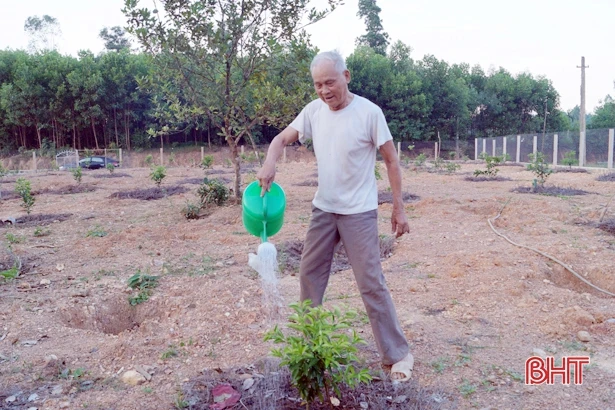 Góp sức làm nên những tượng đài chiến thắng