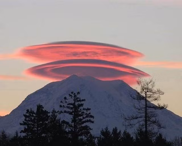 Những hình ảnh hiện tượng thiên nhiên kì thú