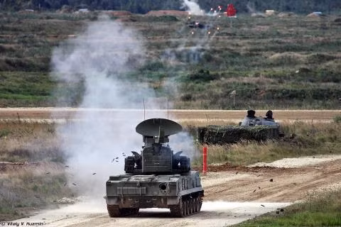 Lục quân Việt Nam mạnh mẽ với vũ khí Nga