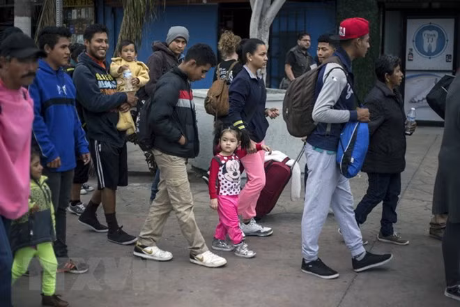 Hải quân Mỹ dự kiến xây dựng các trại giam giữ người nhập cư