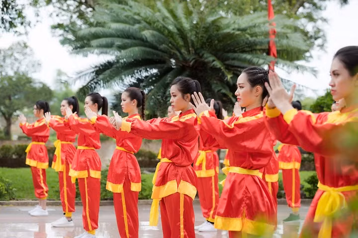 Thí sinh Hoa hậu Việt Nam khoe vẻ đẹp khoẻ khoắn trong trang phục võ