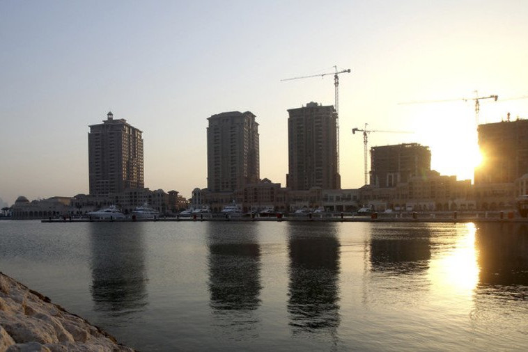 Ảrập Xêút chi “núi tiền” đào kênh khổng lồ biến Qatar thành đảo