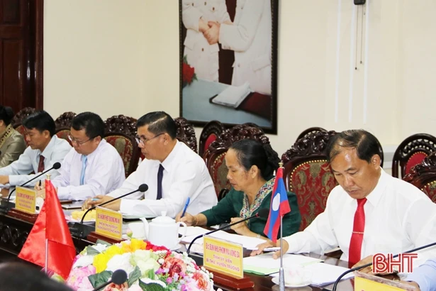 TP Hà Tĩnh – huyện Pạc Xăn tiếp tục đoàn kết, hợp tác, phát triển