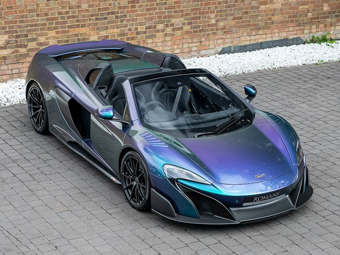 Cận cảnh siêu xe McLaren 675LT Spider có màu sơn trị giá gần 1 tỷ đồng