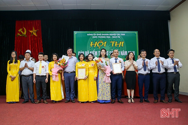 Công ty Xăng dầu Hà Tĩnh nhất Hội thi cán bộ kiểm tra cơ sở giỏi