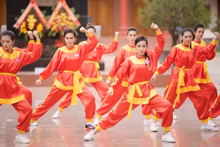 Thí sinh Hoa hậu Việt Nam khoe vẻ đẹp khoẻ khoắn trong trang phục võ