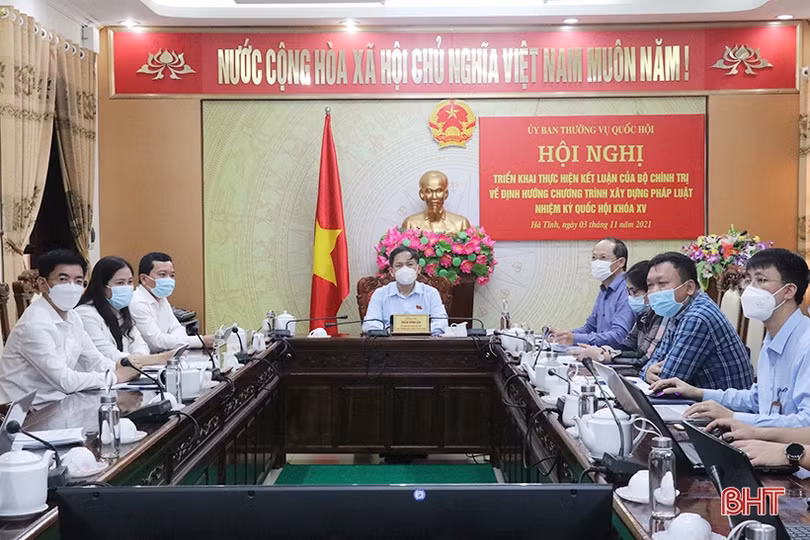 Tiếp tục tìm tòi, đổi mới, cải tiến quy trình, thủ tục trong xây dựng pháp luật