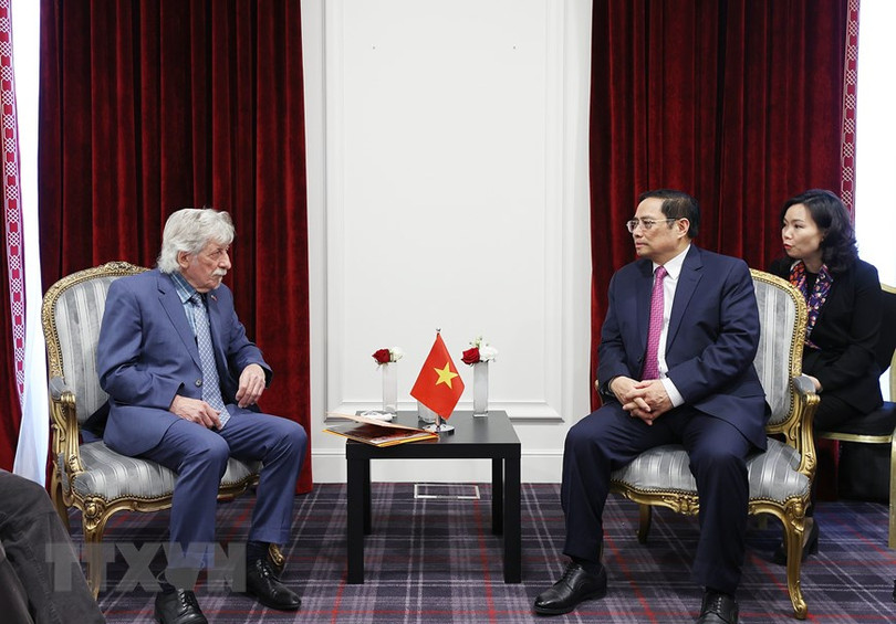 [Photo] Hoạt động của Thủ tướng Phạm Minh Chính tại Pháp chiều 5/11