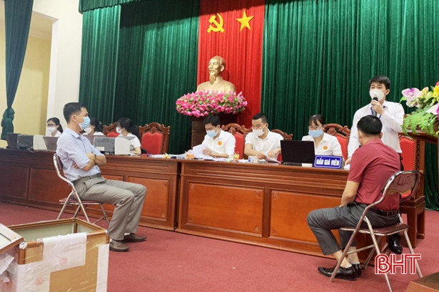 Đấu giá thành công 32 lô đất ở TP Hà Tĩnh vượt mức khởi điểm hơn 18,5 tỷ đồng