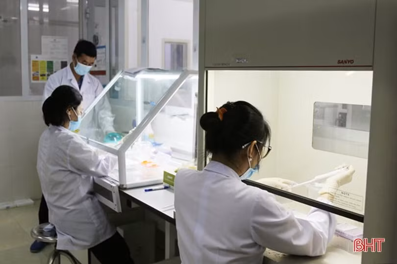 Truy vết nhanh, xét nghiệm rộng để kịp thời kiểm soát các nguy cơ dịch trong cộng đồng