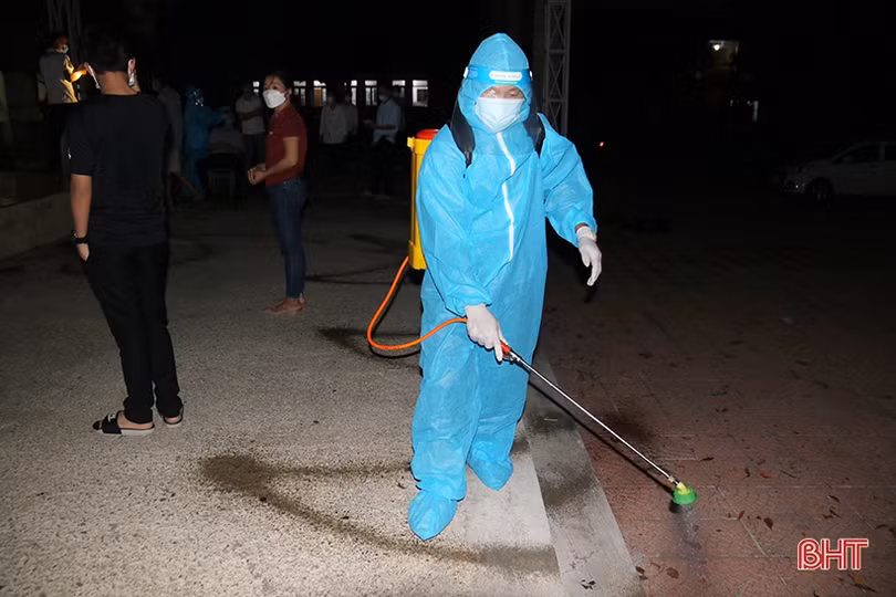 TX Kỳ Anh xét nghiệm diện rộng tại 12 điểm trên địa bàn