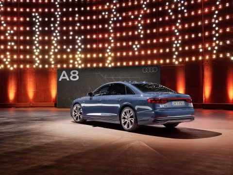 Chi tiết Audi A8 2022: Thêm nhiều nâng cấp, giá từ 115.540 USD