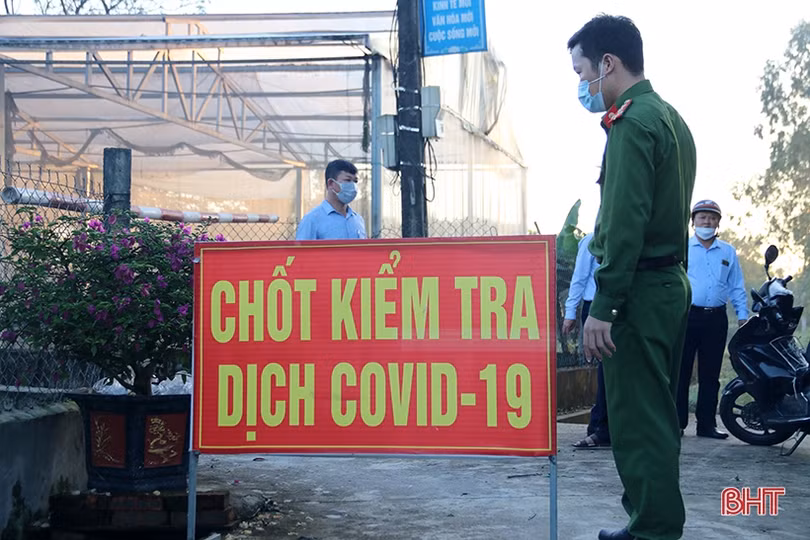 TX Kỳ Anh xét nghiệm diện rộng tại 12 điểm trên địa bàn