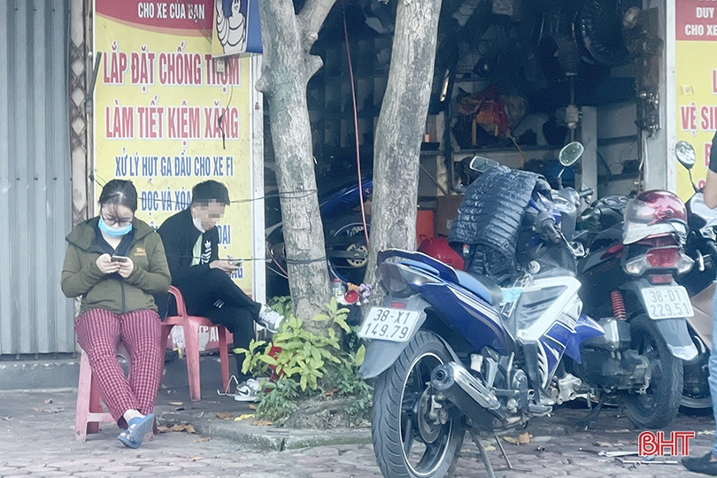 Nhiều người dân TP Hà Tĩnh chủ quan trong phòng chống dịch COVID-19