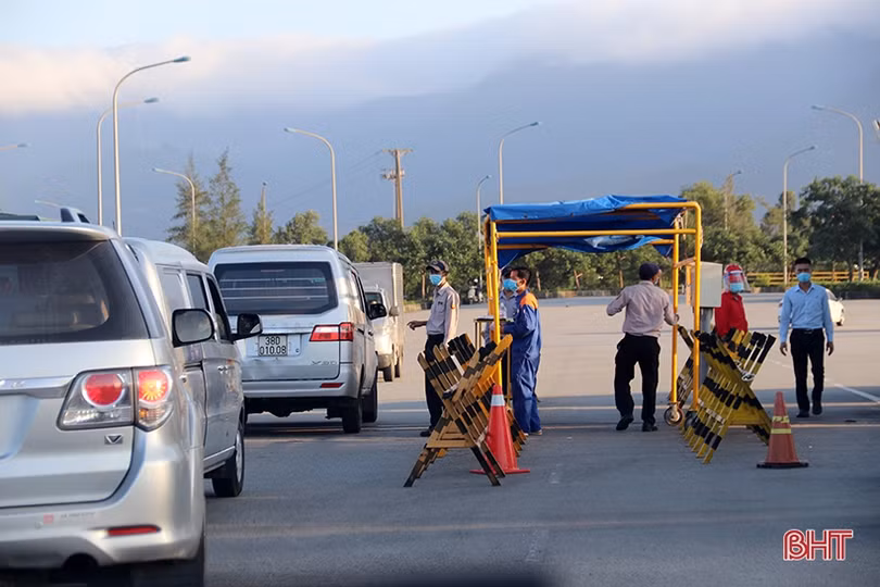 Các doanh nghiệp KKT Vũng Áng chủ động “3 tại chỗ” để sản xuất an toàn