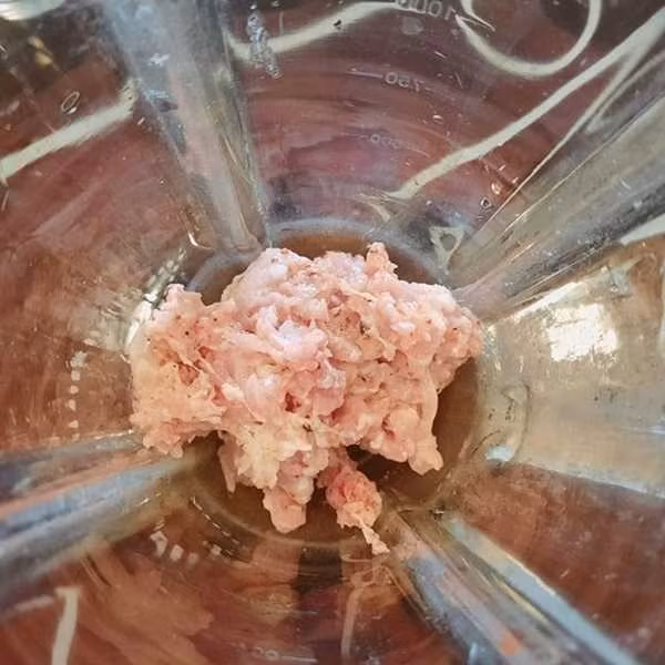 Cách làm chả tôm thịt giòn dai, đổi khẩu vị cho bữa cơm gia đình