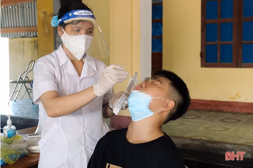 TX Kỳ Anh xét nghiệm diện rộng tại 12 điểm trên địa bàn