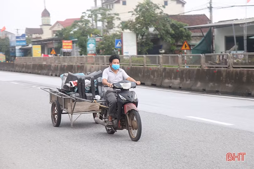 Muôn kiểu “nhờn luật”, xem thường tính mạng khi tham gia giao thông