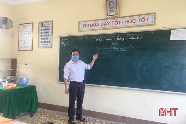 Thầy giáo vùng biên Hà Tĩnh được vinh danh giáo viên tiêu biểu toàn quốc