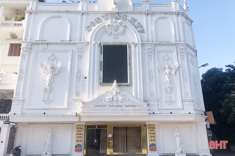 Chấp hành quy định, các cơ sở kinh doanh dịch vụ không thiết yếu tại TP Hà Tĩnh tạm ngừng hoạt động