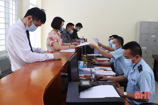 Hải quan Hà Tĩnh thu ngân sách đạt 7.076 tỷ đồng