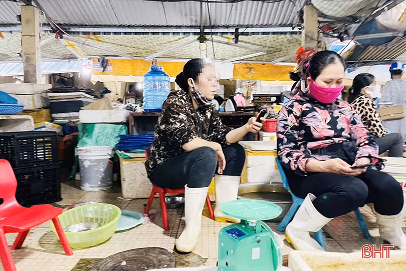 Nhiều người dân TP Hà Tĩnh chủ quan trong phòng chống dịch COVID-19