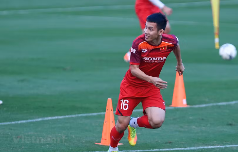 Hùng Dũng và 8 cầu thủ U23 được bổ sung cho đội tuyển Việt Nam