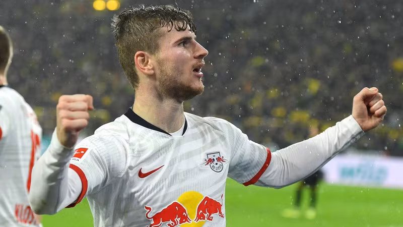 Cuộc đua “Chiếc giày vàng” châu Âu 2019/2020: Haaland qua mặt Ronaldo