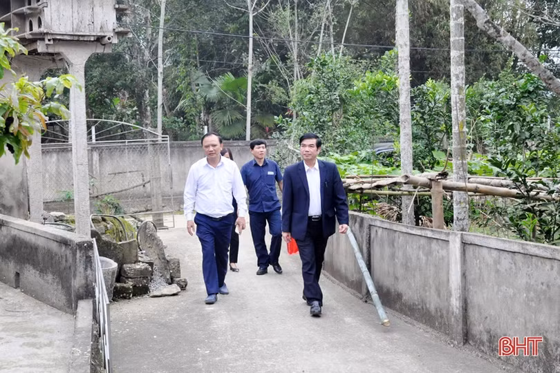 Lãnh đạo Hà Tĩnh thăm hỏi, chúc tết các Mẹ Việt Nam anh hùng
