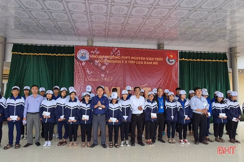 “Since 1967 - Vị Tết” thu hút 1.300 học sinh Hà Tĩnh tham gia