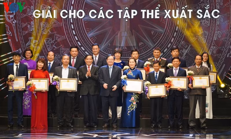 Toàn cảnh Lễ trao giải Búa liềm Vàng 2019