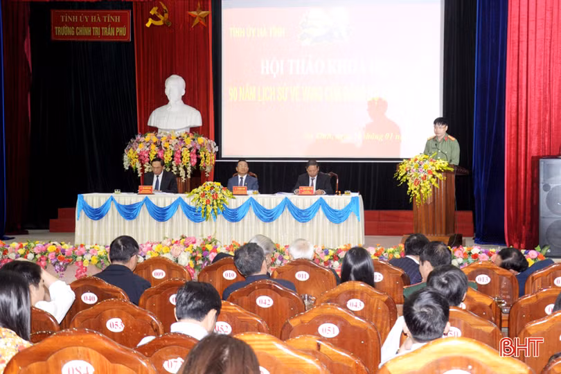 Hội thảo khoa học “90 năm lịch sử vẻ vang của Đảng bộ tỉnh Hà Tĩnh”