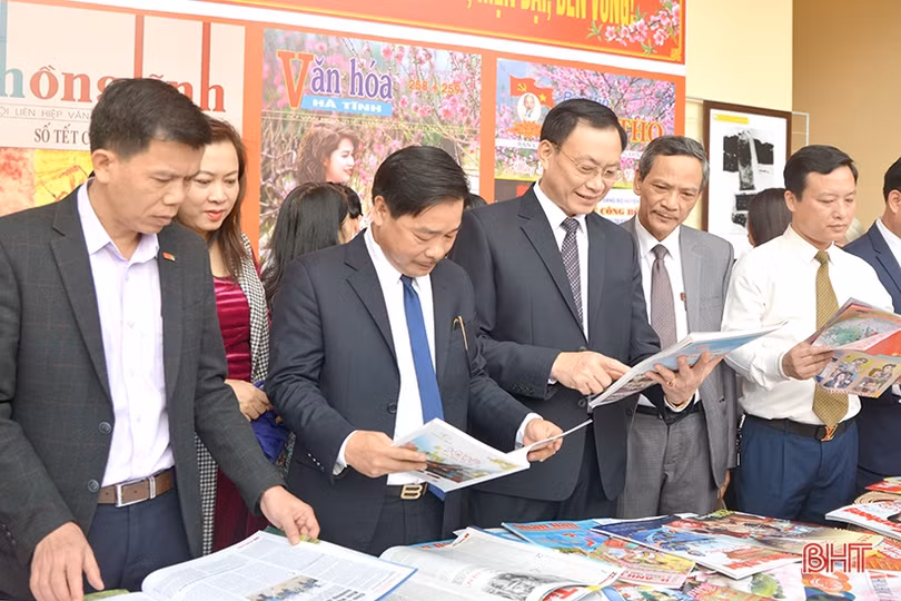 Hà Tĩnh khai mạc Hội báo Xuân Canh Tý năm 2020