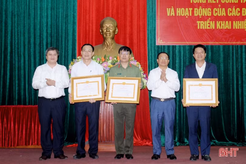 Cả hệ thống chính trị Hà Tĩnh tập trung dồn sức cho công tác xây dựng Đảng
