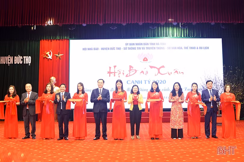 Hà Tĩnh khai mạc Hội báo Xuân Canh Tý năm 2020