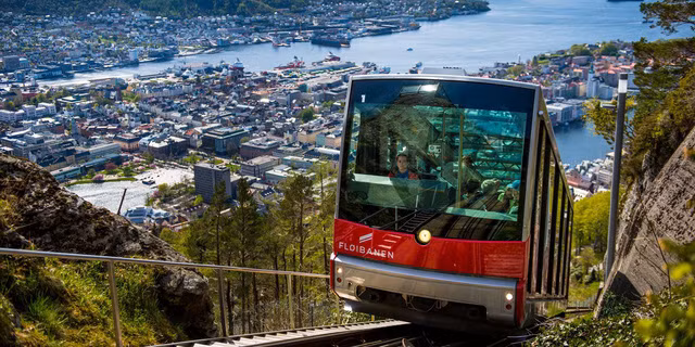 10 phuong tien van chuyen du lich doc dao khap the gioi