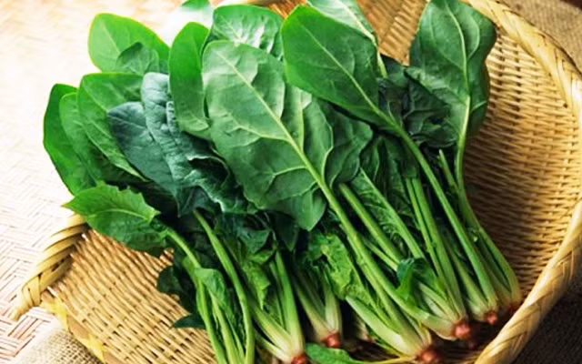 moi ngay an bao nhieu rau qua de du vitamin