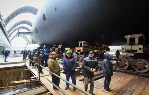 minh tau ngam vladimir du suc huy bo bien phia dong my