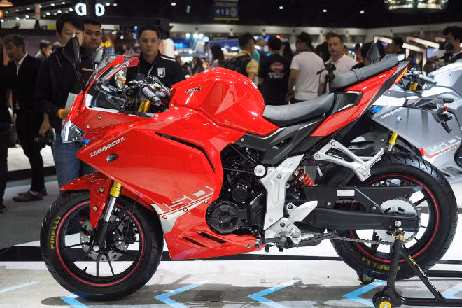 soc moto dep nhu sieu xe ducati gia chi 44 4 trieu dong