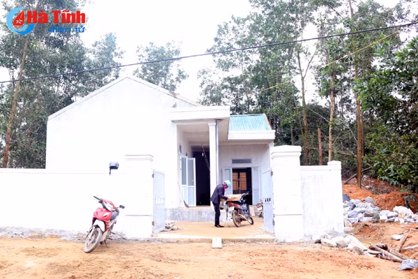 nha truc van hanh luoi dien o ha linh khong xay tren dat trai phep